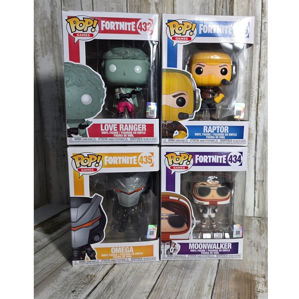 Funko Pop Fortnite Bundle Love Ranger 432 Moonwalker 434 Omega 435 Raptor 436 - Picture 2 of 8